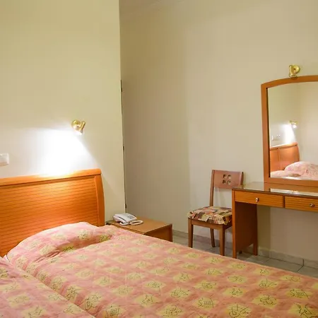 Mitrou Vasiliki Studios Loutra Edipsou  Habitación foto
