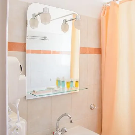 Mitrou Vasiliki Studios Loutra Edipsou  Habitación foto