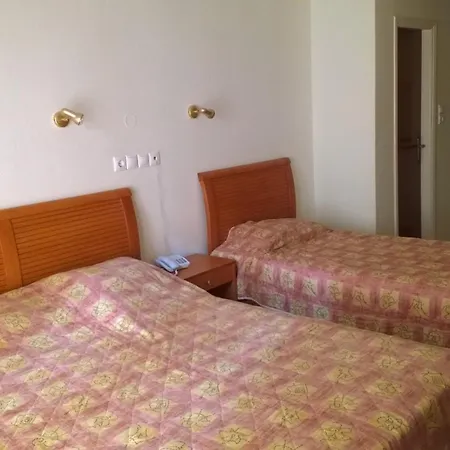 Mitrou Vasiliki Studios Loutra Edipsou  Habitación foto